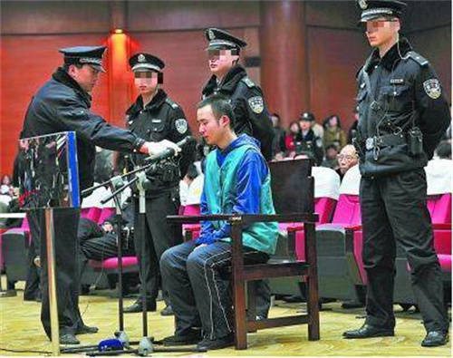 因噪音捅死人判死刑